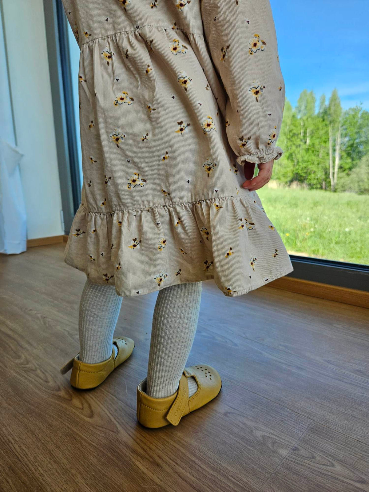 Nahkaiset paljasjalkatossut lapselle Mutsu, keltainen, kuva 3